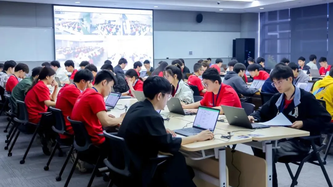 企业动态 | 产教融合，第十三届精品国产一区二区三区四区杯全国大学生数字技术大赛成功举办